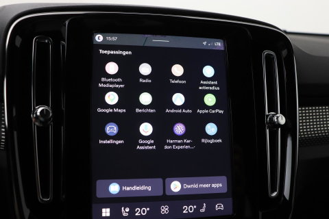 Volvo EX40 Single Motor Extended Range Plus Black Edition | 82 kWh | Harman/Kardon | 360° Camera | Warmtepomp | Memory | Stoel+Stuurverwarming | 20 Inch
