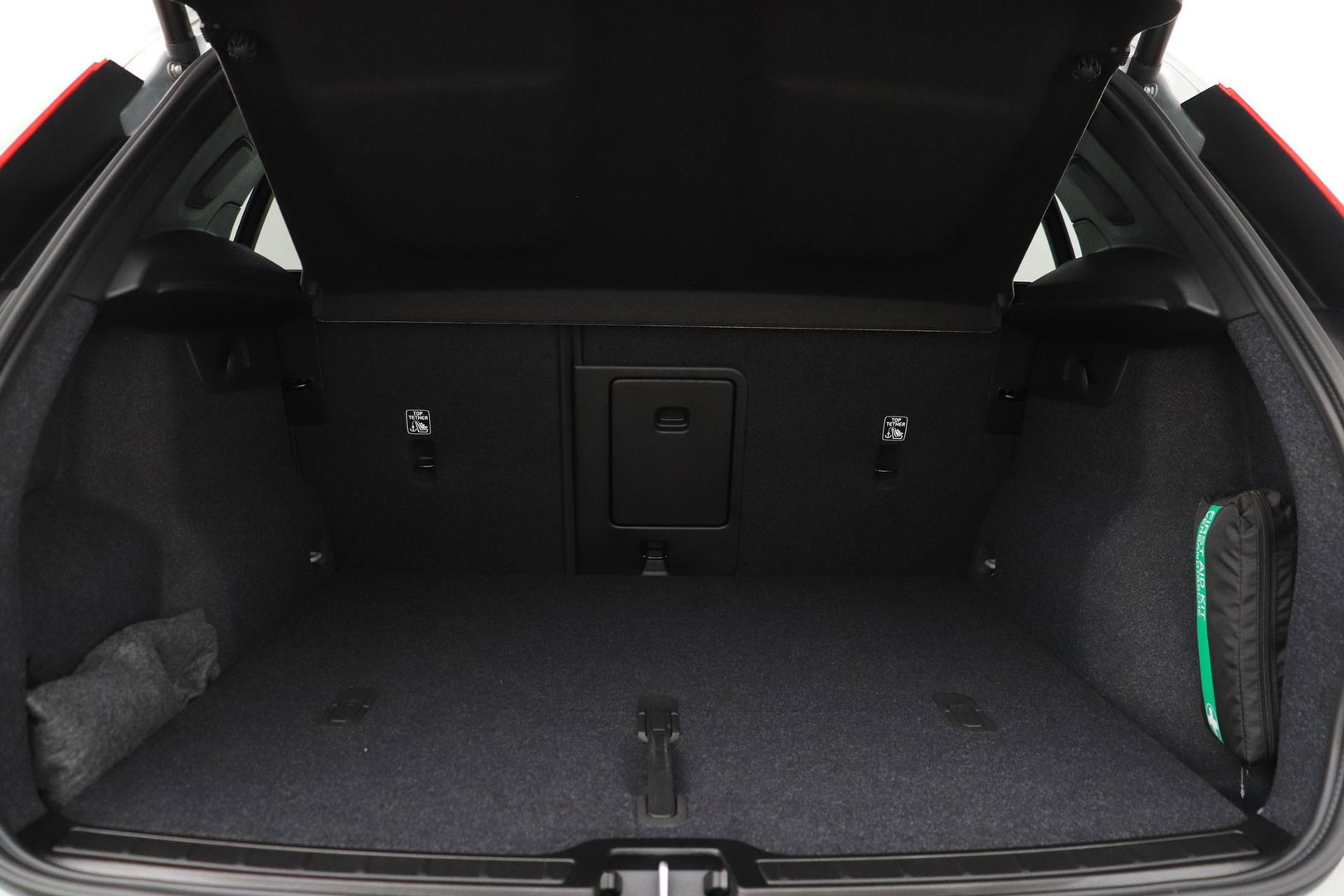 Volvo EX40 Single Motor Extended Range Plus Black Edition | 82 kWh | Harman/Kardon | 360° Camera | Warmtepomp | Memory | Stoel+Stuurverwarming | 20 Inch