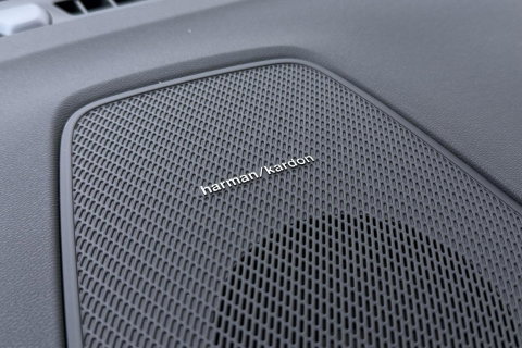 Volvo XC60 T8 Plus Dark | Harman/Kardon | Memory | BLIS | 360° Camera | Stoel+Stuurverwarming | ACC