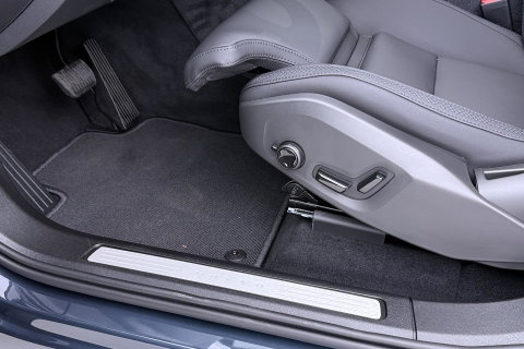 Volvo XC60 T8 Plus Dark | Harman/Kardon | Memory | BLIS | 360° Camera | Stoel+Stuurverwarming | ACC