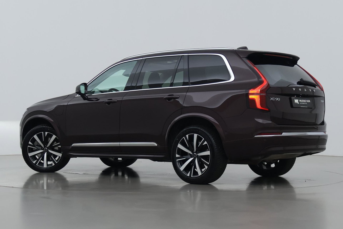 Volvo XC90 T8 Ultra Bright | Bowers&Wilkins | Stoelventilatie | Trekhaak | Panoramadak | 360° Camera | Massage | Head-Up | ACC