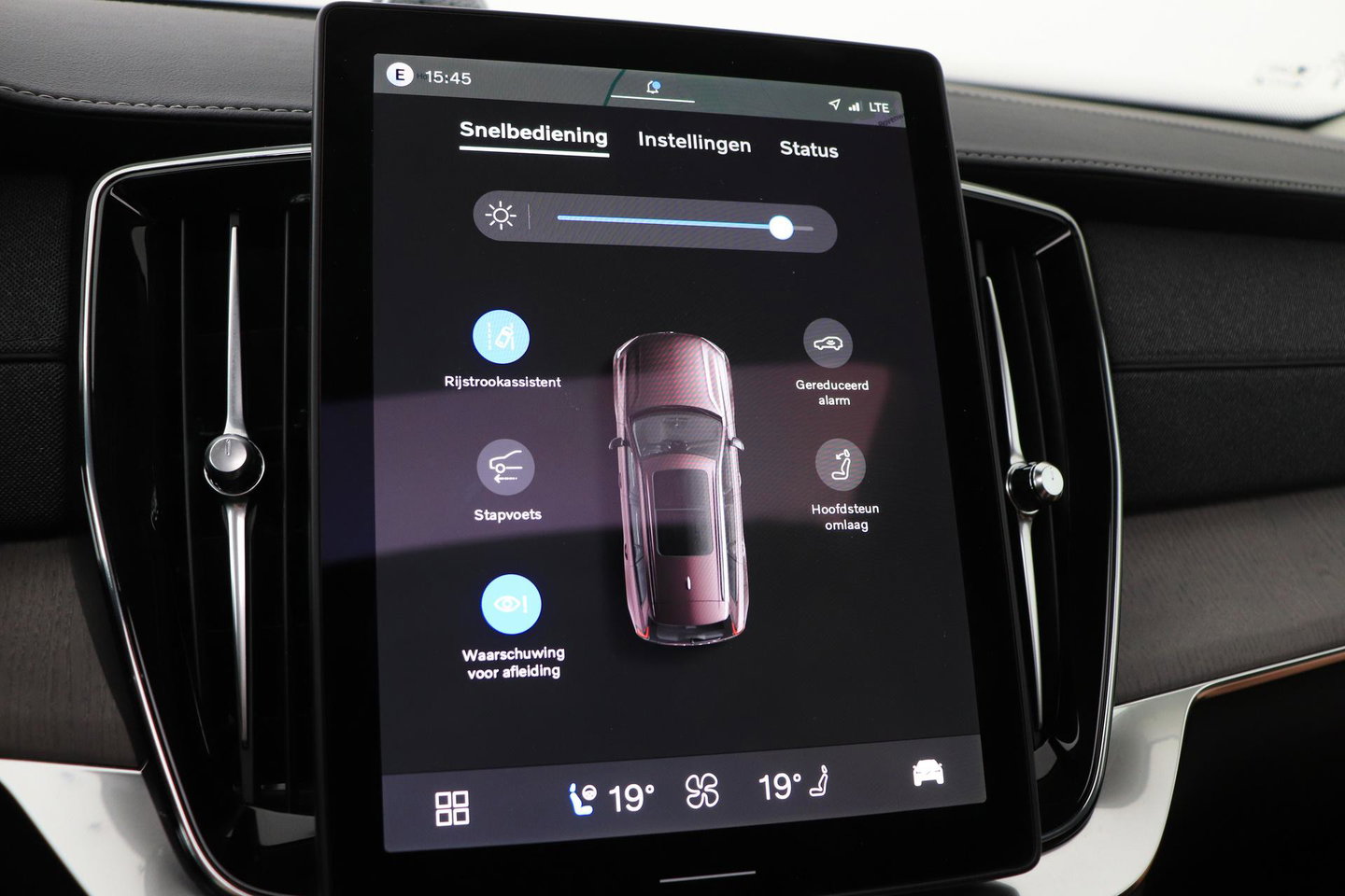 Volvo XC90 T8 Ultra Bright | Bowers&Wilkins | Stoelventilatie | Trekhaak | Panoramadak | 360° Camera | Massage | Head-Up | ACC