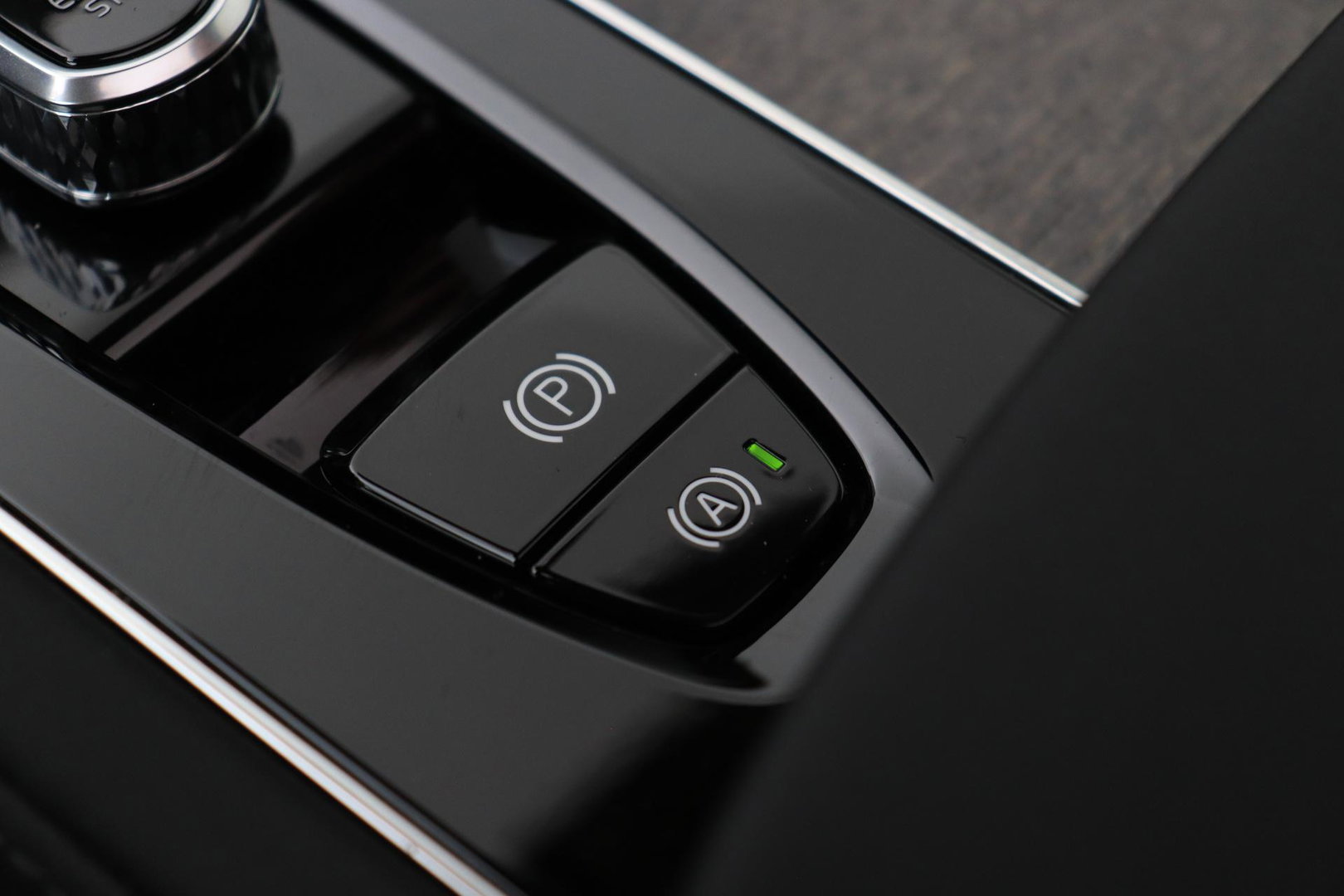 Volvo XC90 T8 Ultra Bright | Bowers&Wilkins | Stoelventilatie | Trekhaak | Panoramadak | 360° Camera | Massage | Head-Up | ACC