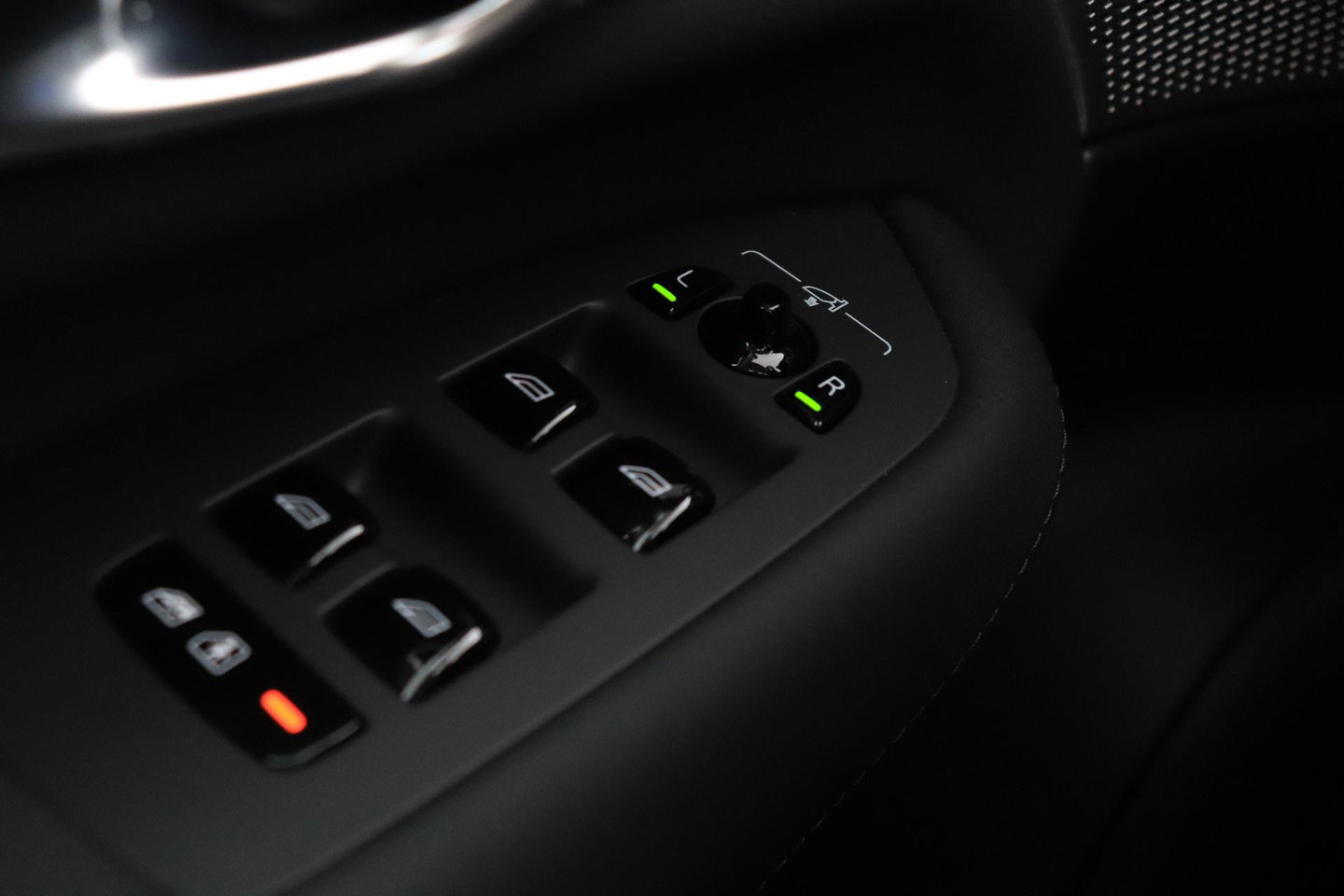 Volvo XC90 T8 Ultra Bright | Bowers&Wilkins | Stoelventilatie | Trekhaak | Panoramadak | 360° Camera | Massage | Head-Up | ACC