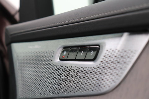 Volvo XC90 T8 Ultra Bright | Bowers&Wilkins | Stoelventilatie | Trekhaak | Panoramadak | 360° Camera | Massage | Head-Up | ACC