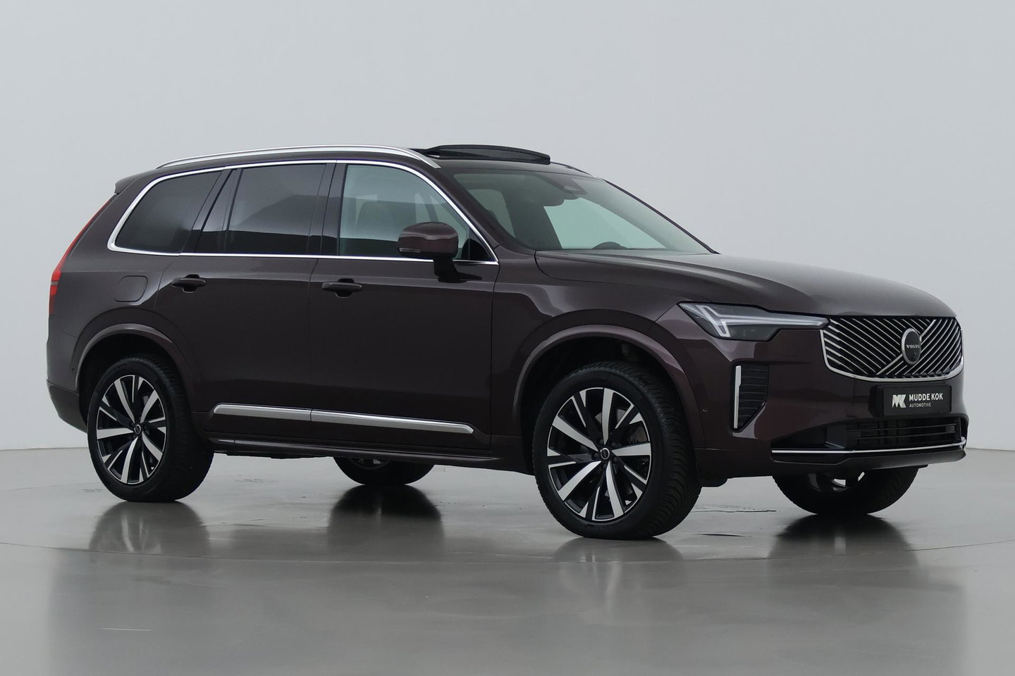 Volvo XC90 T8 Ultra Bright | Bowers&Wilkins | Stoelventilatie | Trekhaak | Panoramadak | 360° Camera | Massage | Head-Up | ACC