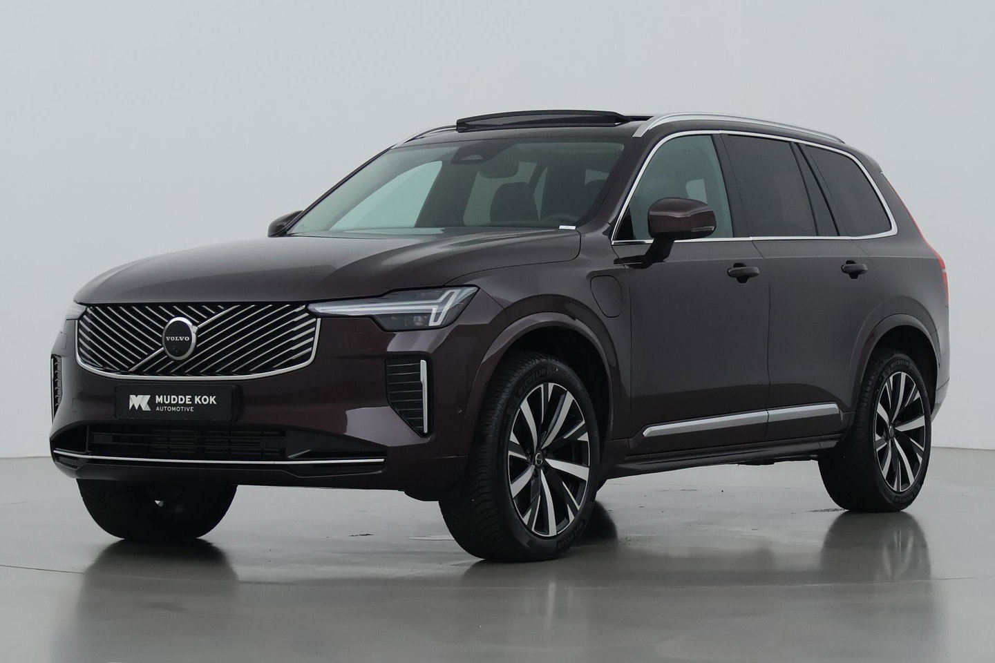 Volvo XC90 T8 Ultra Bright | Bowers&Wilkins | Stoelventilatie | Trekhaak | Panoramadak | 360° Camera | Massage | Head-Up | ACC