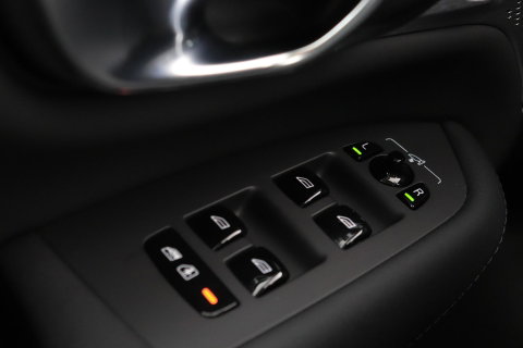 Volvo XC90 T8 Ultra Bright | Bowers&Wilkins | Stoelventilatie | Trekhaak | Panoramadak | 360° Camera | Massage | Head-Up | ACC