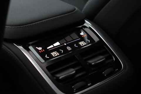Volvo XC90 T8 Ultra Bright | Bowers&Wilkins | Stoelventilatie | Trekhaak | Panoramadak | 360° Camera | Massage | Head-Up | ACC