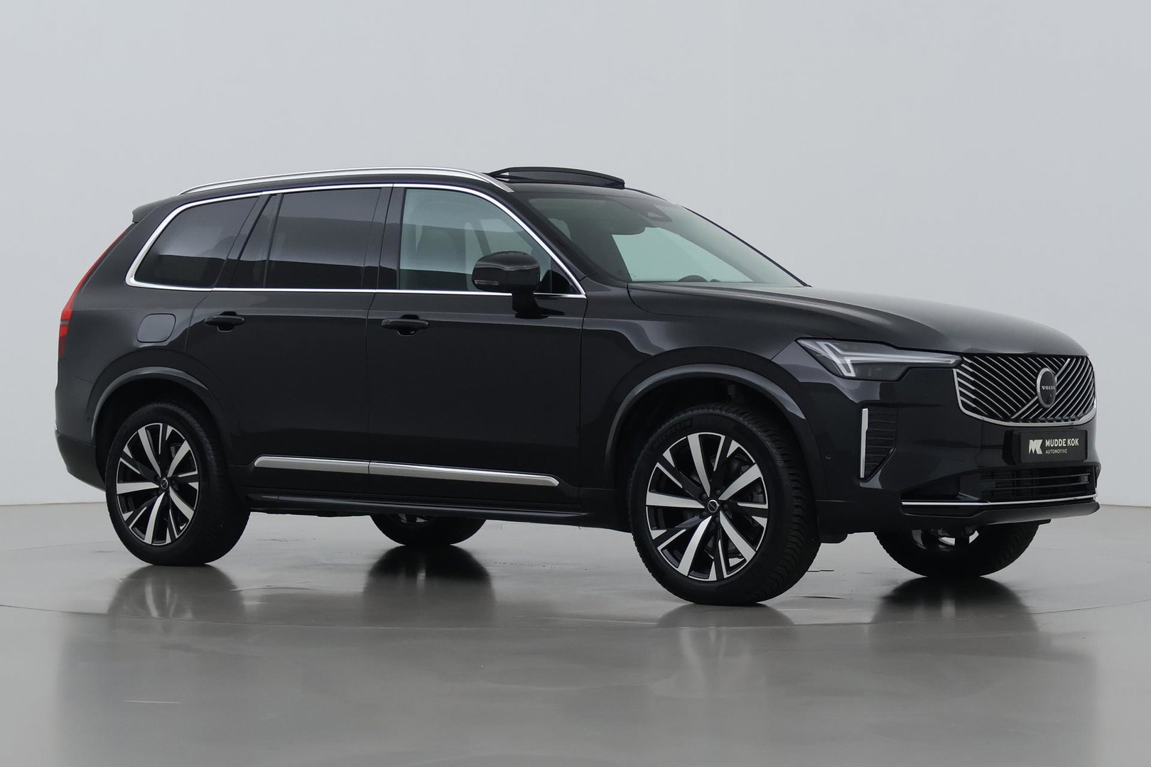 Volvo XC90 T8 Ultra Bright | Bowers&Wilkins | Stoelventilatie | Trekhaak | Panoramadak | 360° Camera | Massage | Head-Up | ACC