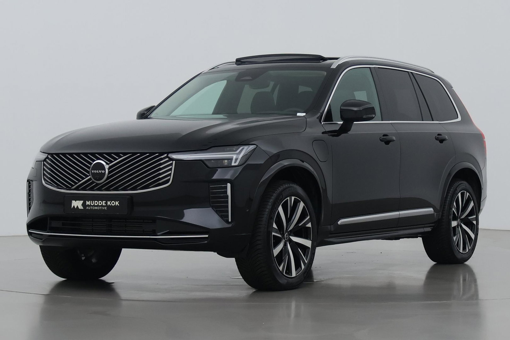 Volvo XC90 T8 Ultra Bright | Bowers&Wilkins | Stoelventilatie | Trekhaak | Panoramadak | 360° Camera | Massage | Head-Up | ACC