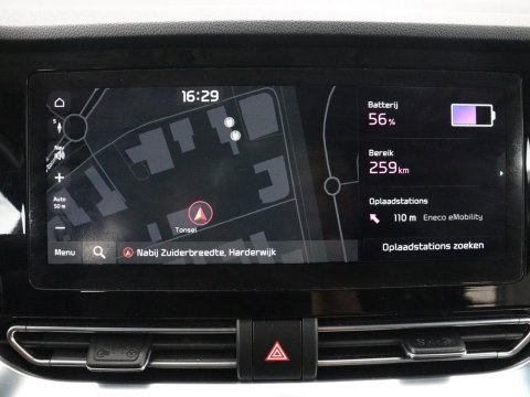 Kia e-Niro DynamicPlusLine 64 kWh | SOH 95,3% | Panoramadak | Half leder | Stuur/stoel verwarming | Adaptive cruise | Lane assist | Climate control | Carplay | Camera | Park assist | Full LED