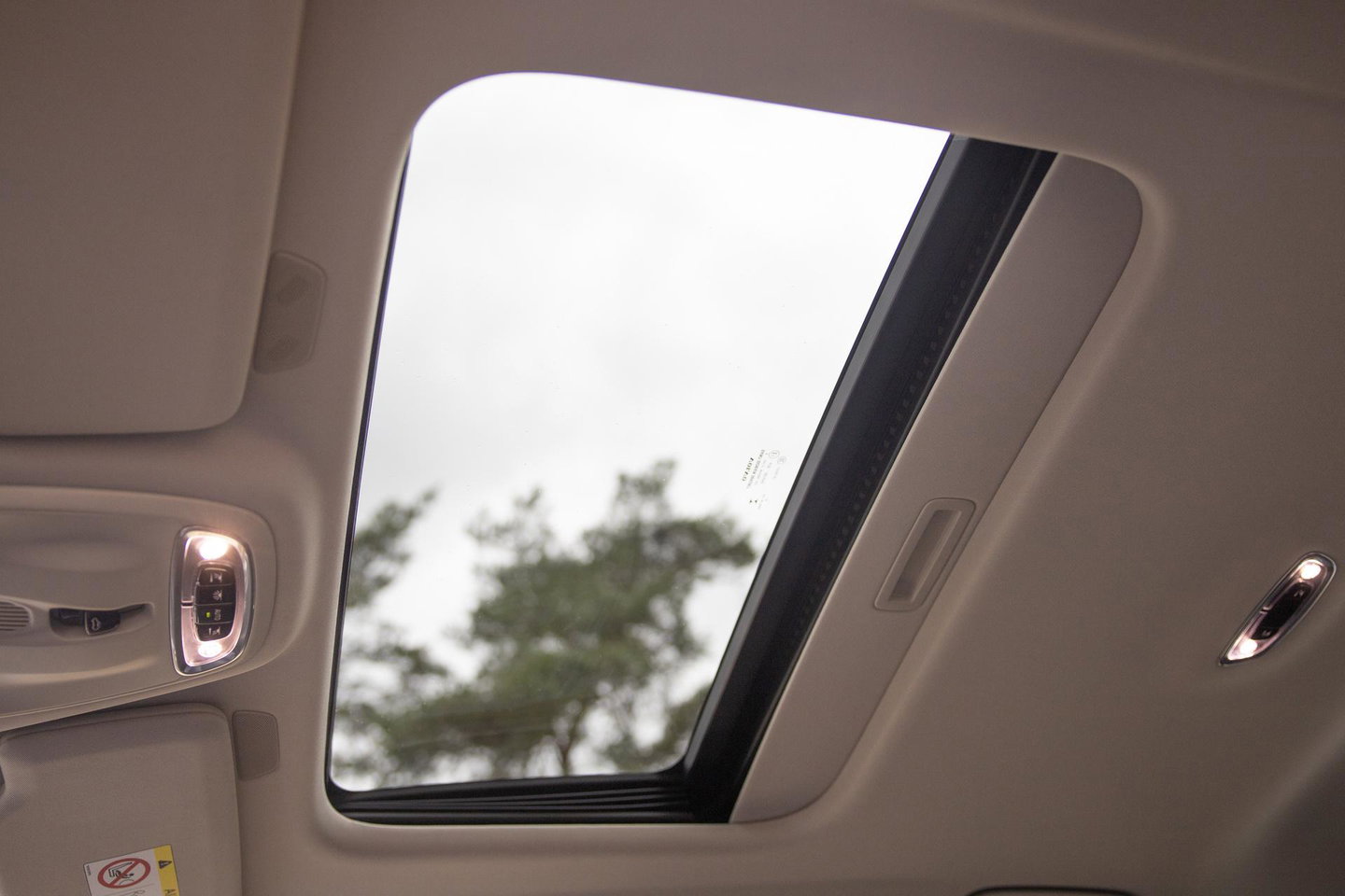 Volvo S90 T8 AWD Inscription | ACC | Schuifdak | Trekhaak | BLIS | Standkachel | Camera | Stoel+Stuurverwarming | 19 Inch