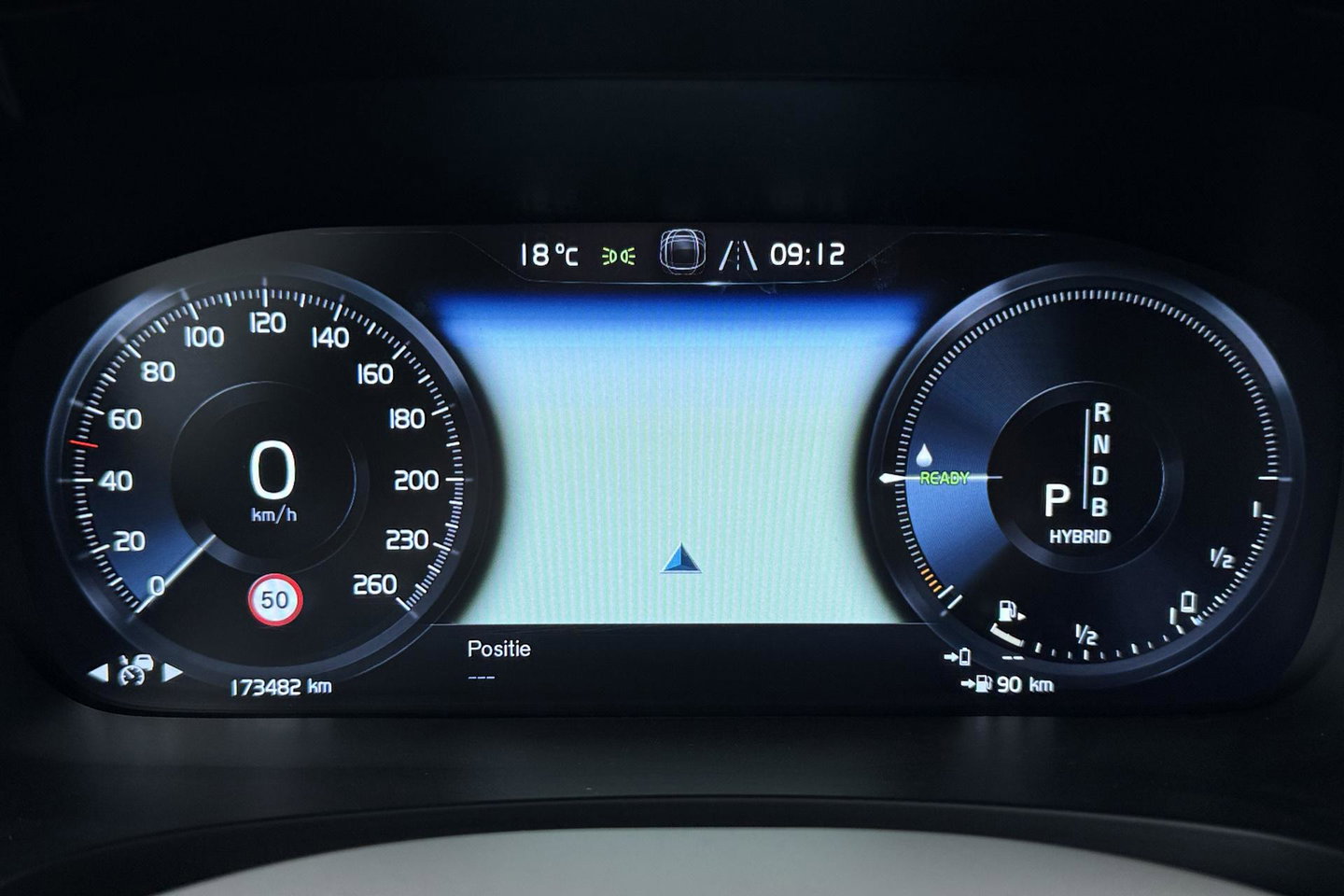 Volvo S90 T8 AWD Inscription | ACC | Schuifdak | Trekhaak | BLIS | Standkachel | Camera | Stoel+Stuurverwarming | 19 Inch