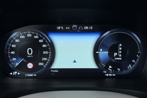 Volvo S90 T8 AWD Inscription | ACC | Schuifdak | Trekhaak | BLIS | Standkachel | Camera | Stoel+Stuurverwarming | 19 Inch