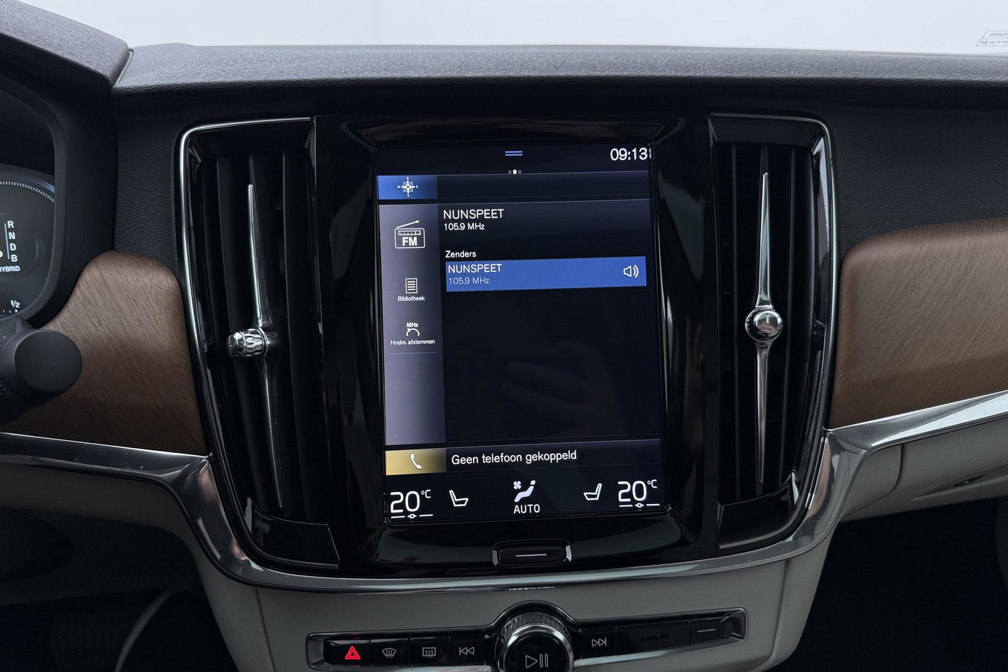 Volvo S90 T8 AWD Inscription | ACC | Schuifdak | Trekhaak | BLIS | Standkachel | Camera | Stoel+Stuurverwarming | 19 Inch
