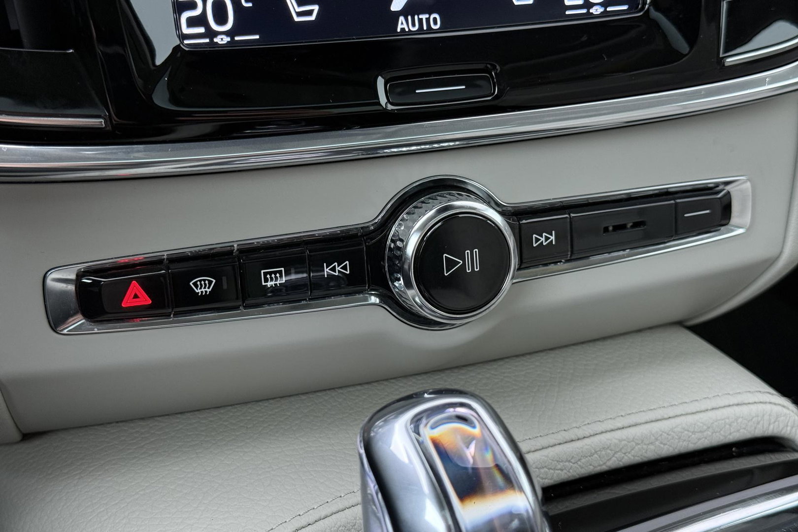 Volvo S90 T8 AWD Inscription | ACC | Schuifdak | Trekhaak | BLIS | Standkachel | Camera | Stoel+Stuurverwarming | 19 Inch