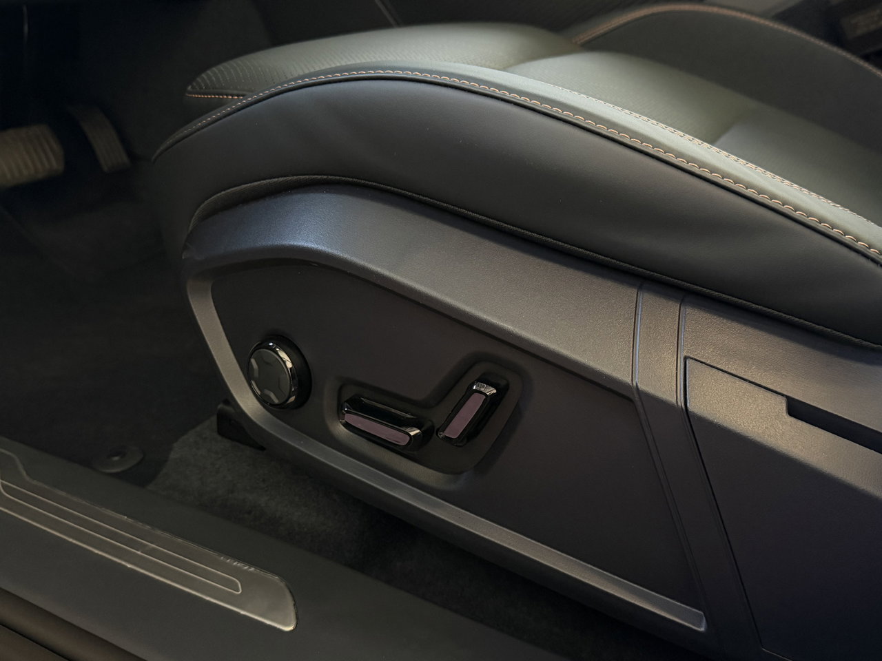 Lynk & Co 08