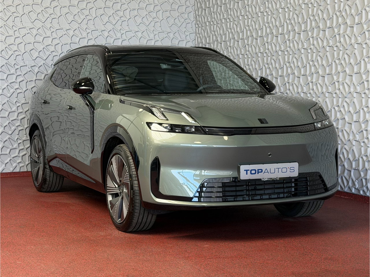 Lynk & Co 08