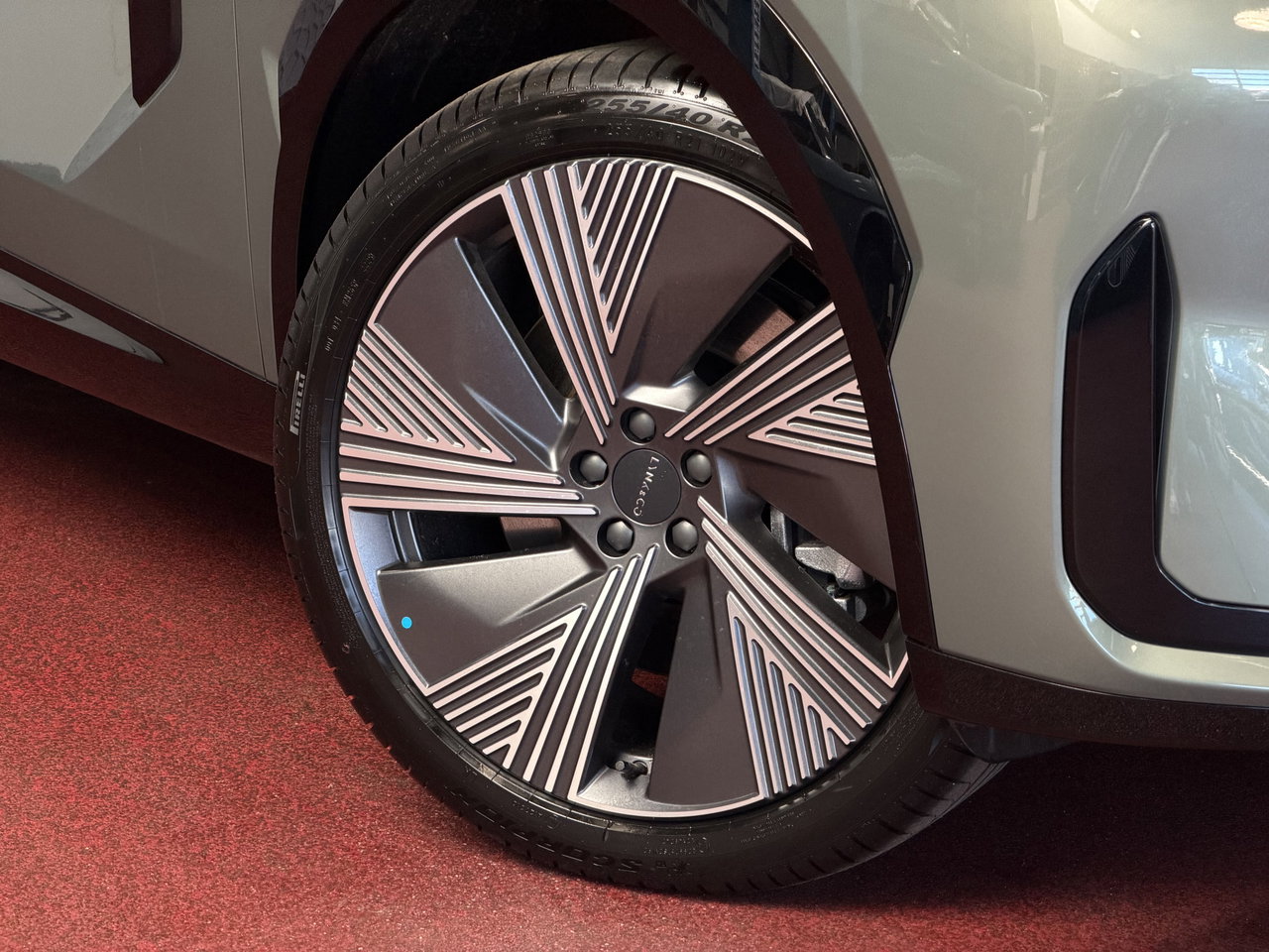 Lynk & Co 08