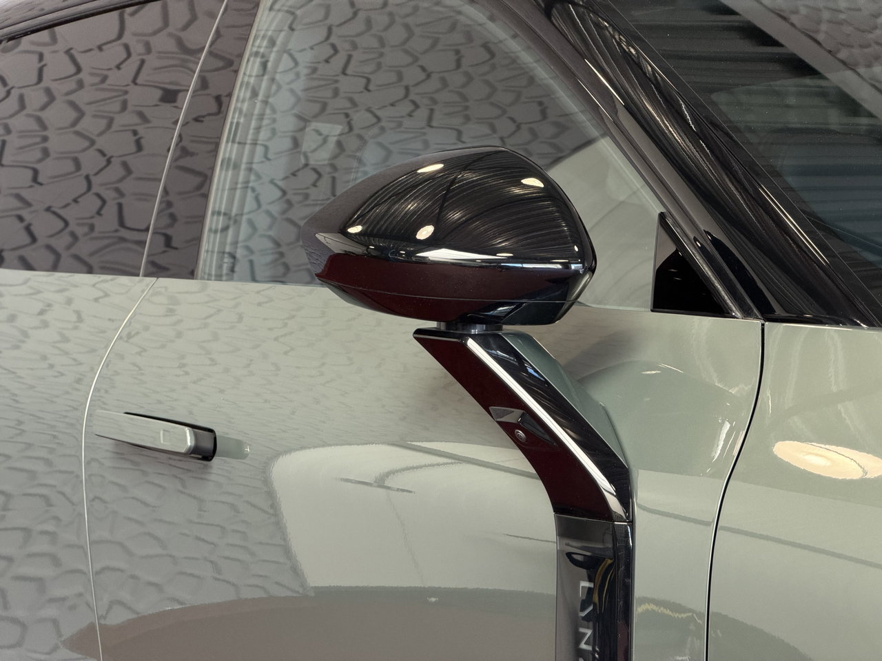 Lynk & Co 08