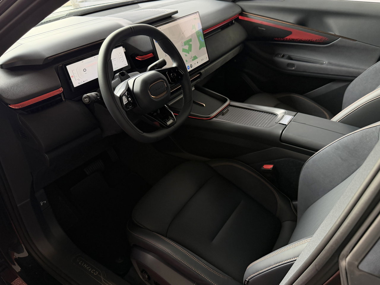 Lynk & Co 08