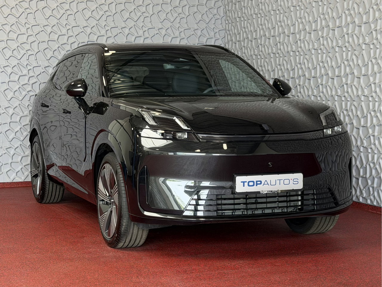 Lynk & Co 08