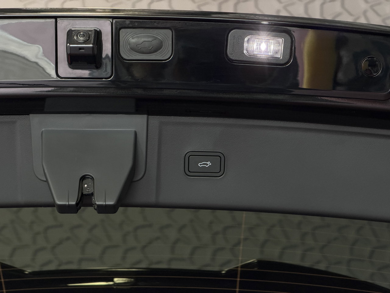 Lynk & Co 08