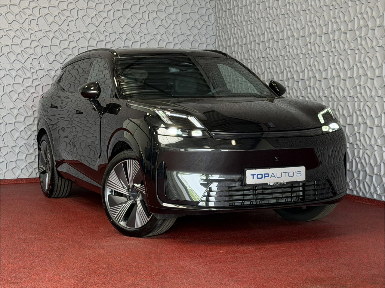 Lynk & Co 08
