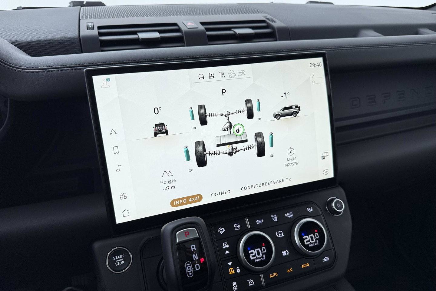 Land Rover Defender 110 P300e X-Dynamic HSE | Luchtvering | Stoelventilatie | Trekhaak | 360° Camera | Meridian | Stoel+Stuurverwarming | ACC