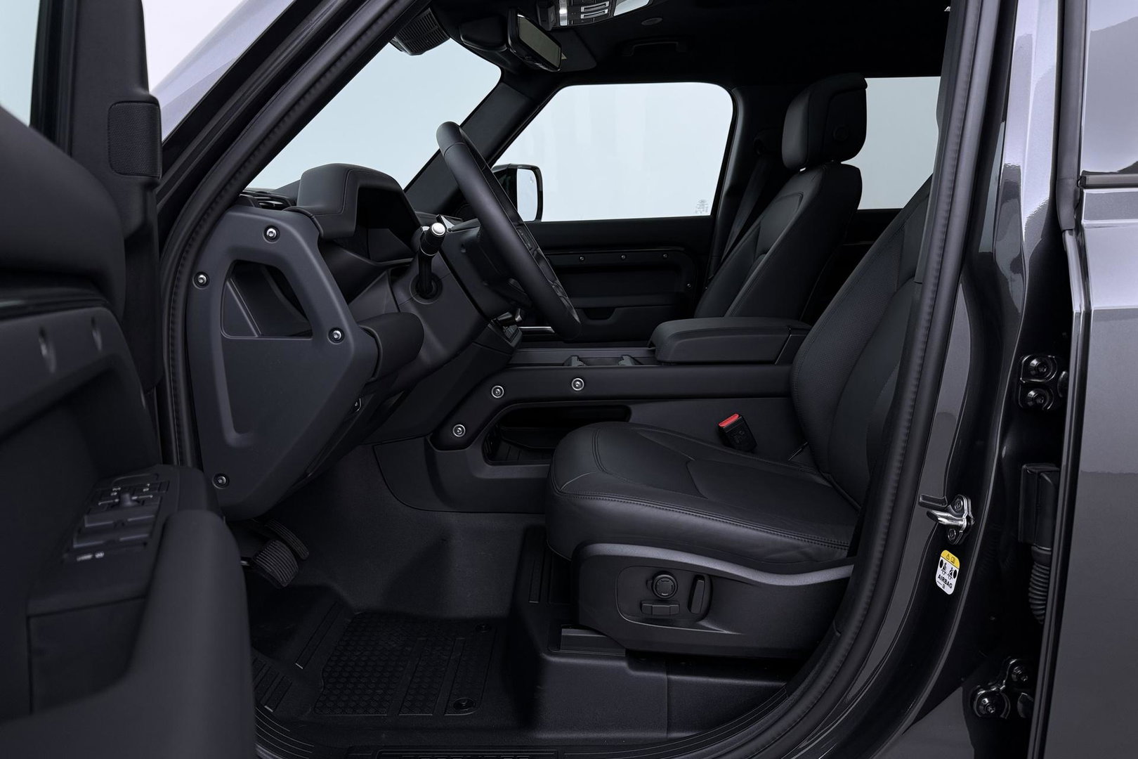 Land Rover Defender 110 P300e X-Dynamic HSE | Luchtvering | Stoelventilatie | Trekhaak | 360° Camera | Meridian | Stoel+Stuurverwarming | ACC