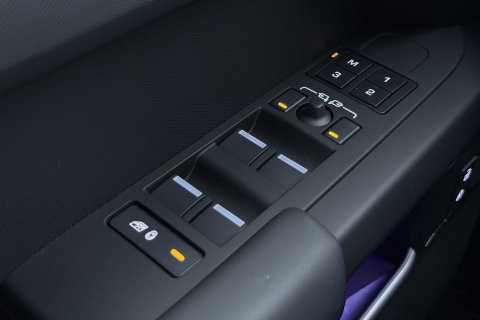 Land Rover Defender 110 P300e X-Dynamic HSE | Luchtvering | Stoelventilatie | Trekhaak | 360° Camera | Meridian | Stoel+Stuurverwarming | ACC