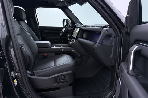 Land Rover Defender 110 P300e X-Dynamic HSE | Luchtvering | Stoelventilatie | Trekhaak | 360° Camera | Meridian | Stoel+Stuurverwarming | ACC