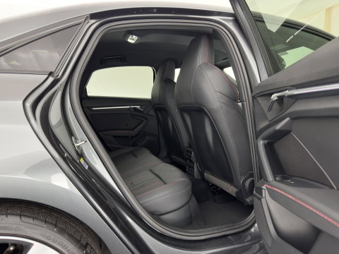 Audi A3 Limousine 30 TFSI S edition S-Line (INCL.BTW) Aut. *LEATHER | MATRIX-LED | HEATED-SPORTSEATS | ADAPTIVE-CRUISE | CAMERA | DIGI-COCKPIT | NAVI-FULLMAP | PRIVACY-GLASS | AMBIENT-LIGHT | SHIFT-PADDLES | ECC | PDC | 18''ALU*