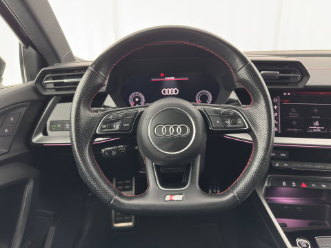 Audi A3 Limousine 30 TFSI S edition S-Line (INCL.BTW) Aut. *LEATHER | MATRIX-LED | HEATED-SPORTSEATS | ADAPTIVE-CRUISE | CAMERA | DIGI-COCKPIT | NAVI-FULLMAP | PRIVACY-GLASS | AMBIENT-LIGHT | SHIFT-PADDLES | ECC | PDC | 18''ALU*