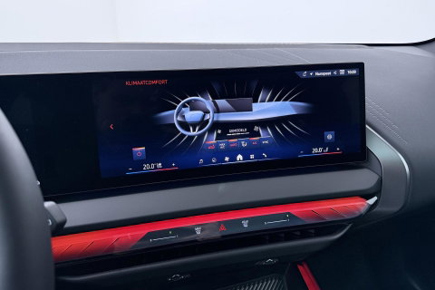 BMW X3 30e xDrive | M Sport | Trekhaak | Panoramadak | Harman/Kardon | Head-Up | Stoelventilatie