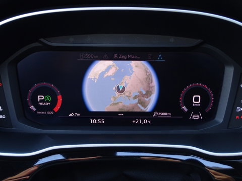 Audi Q3 35 TFSI 150pk/ S-line / 20"/ Matrix / Panorama dak
