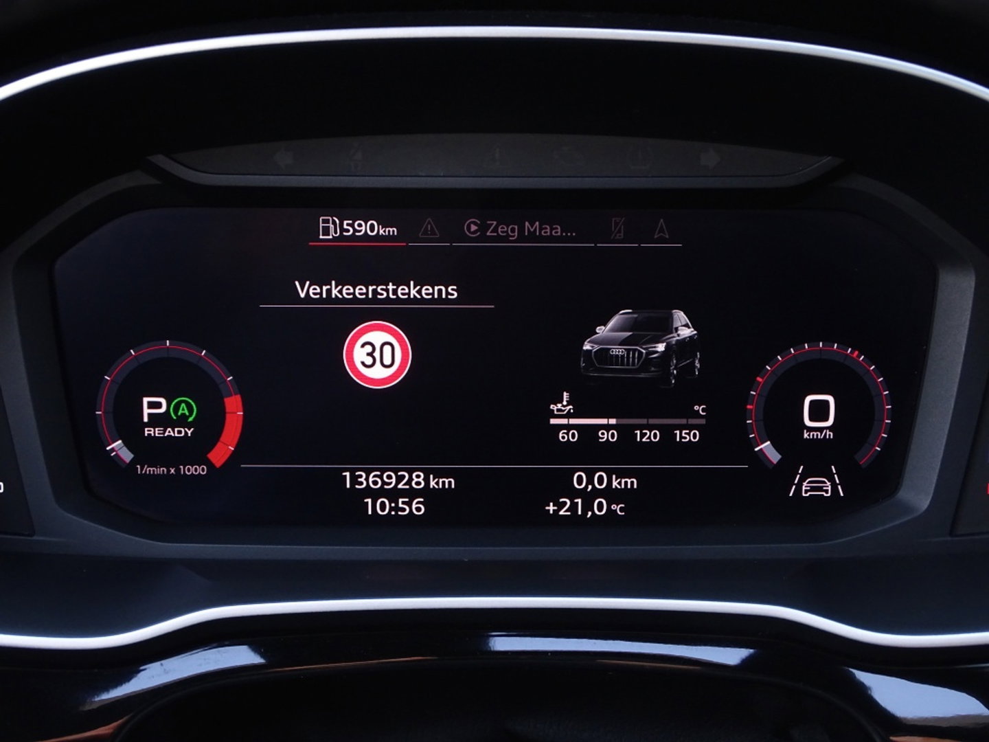 Audi Q3 35 TFSI 150pk/ S-line / 20"/ Matrix / Panorama dak