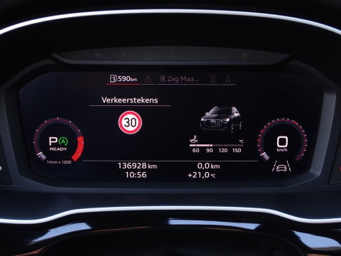 Audi Q3 35 TFSI 150pk/ S-line / 20"/ Matrix / Panorama dak