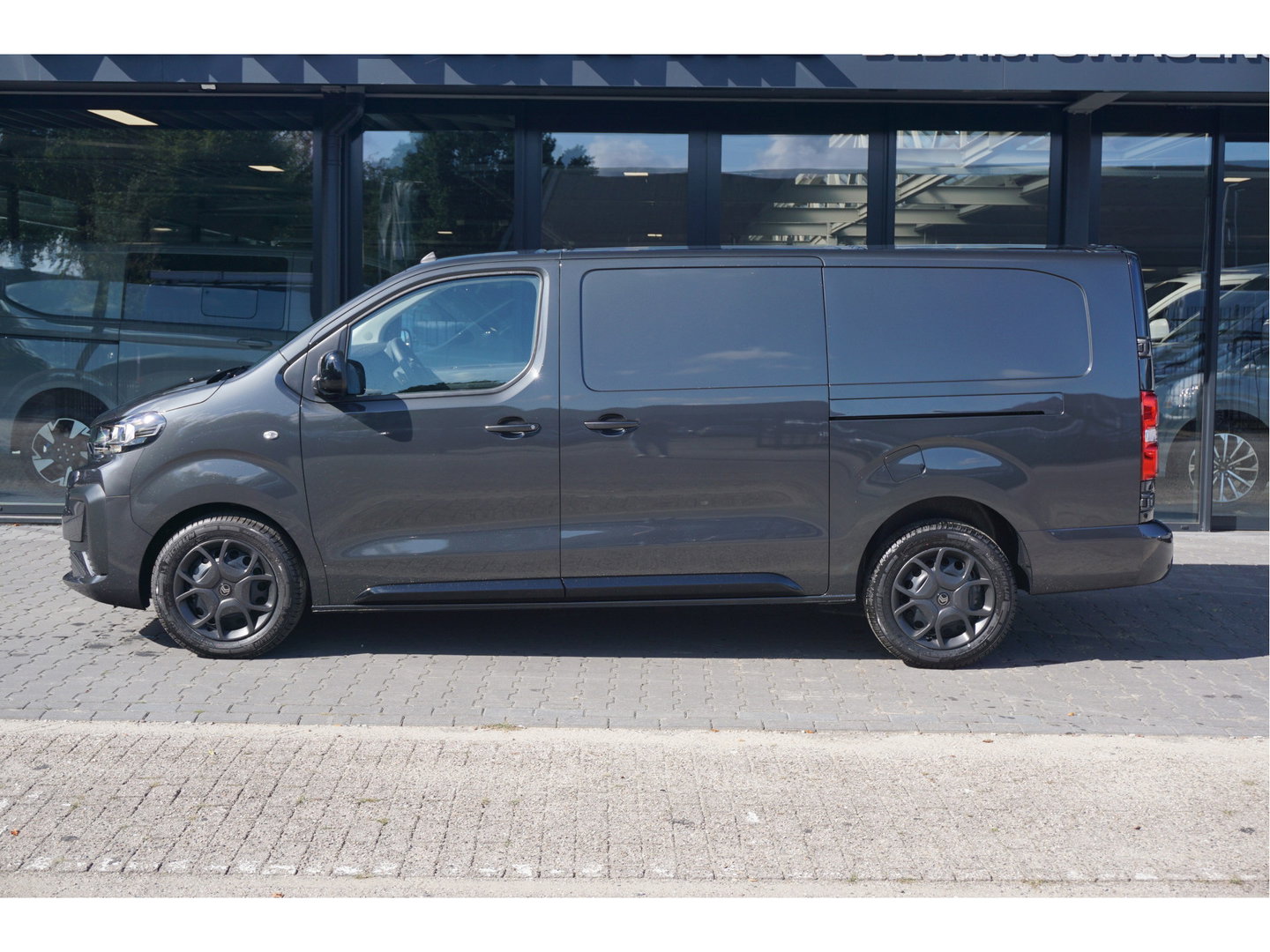 Citroën Jumpy 2.0D 180PK EAT8 Automaat L3H1 BPM VRIJ!! Navi, Camera, Airco, Cruise, 2x Schuifdeur!! Nr. 02*