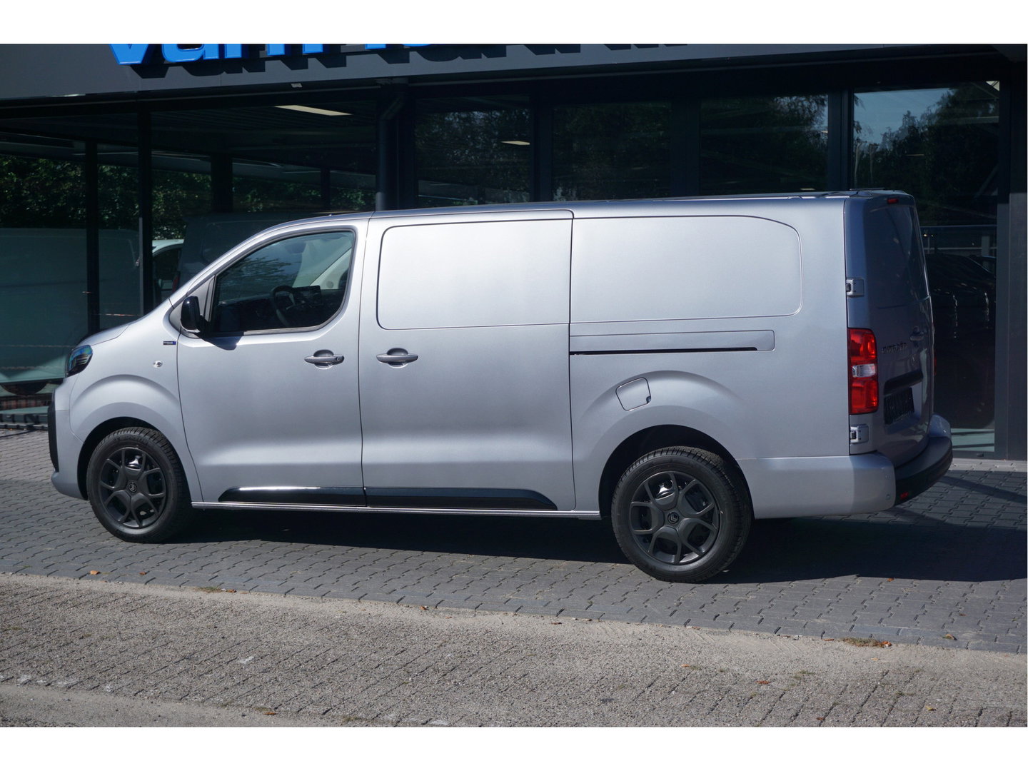 Citroën Jumpy 2.0D 180PK EAT8 Automaat L3H1 BPM VRIJ!! Navi, Camera, Airco, 2x Schuifdeur!! Nr. 710