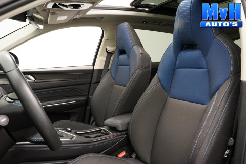 Lynk & Co 01 1.5 PHEV|262PK|LUXE|360°CAM|PANO|SOH.93%