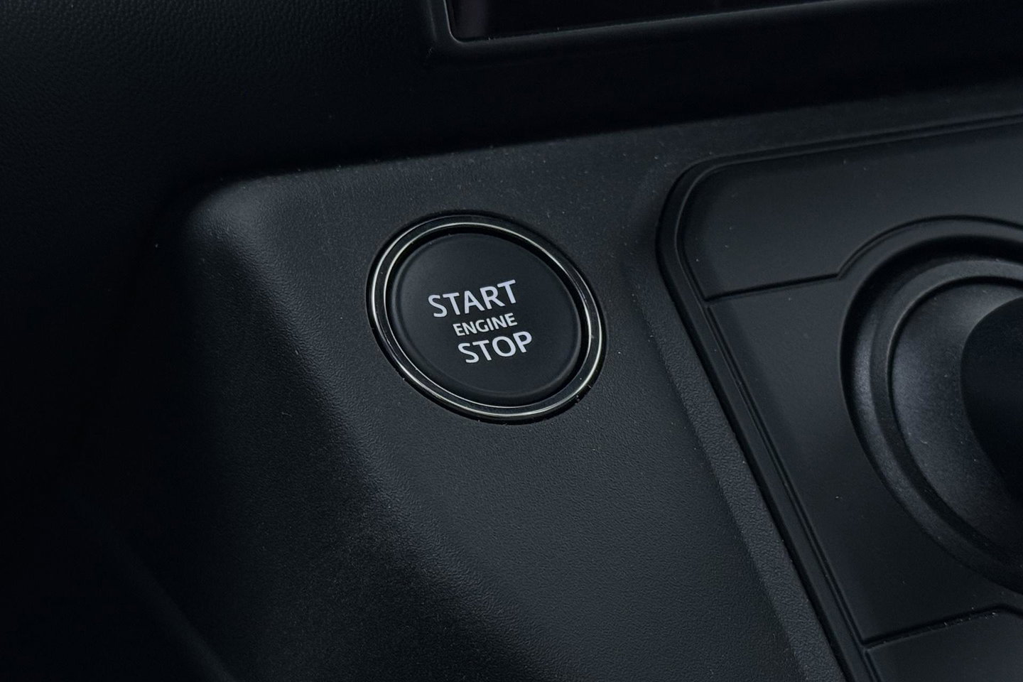 Land Rover Defender 110 P300e X-Dynamic HSE | Luchtvering | Stoelventilatie | Trekhaak | 360° Camera | Meridian | Stoel+Stuurverwarming | ACC