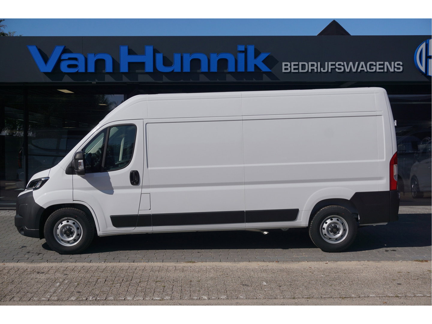 Citroën Jumper 35 2.2 EAT8 140PK Automaat L3H2 BPM VRIJ!! 10" Navi, Climate, Camera, LED, 270º Deur Betimmering!! NR. J075*