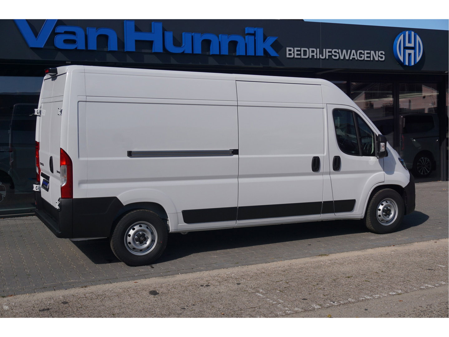 Citroën Jumper 35 2.2 EAT8 140PK Automaat L3H2 BPM VRIJ!! 10" Navi, Climate, Camera, LED, 270º Deur Betimmering!! NR. J075*