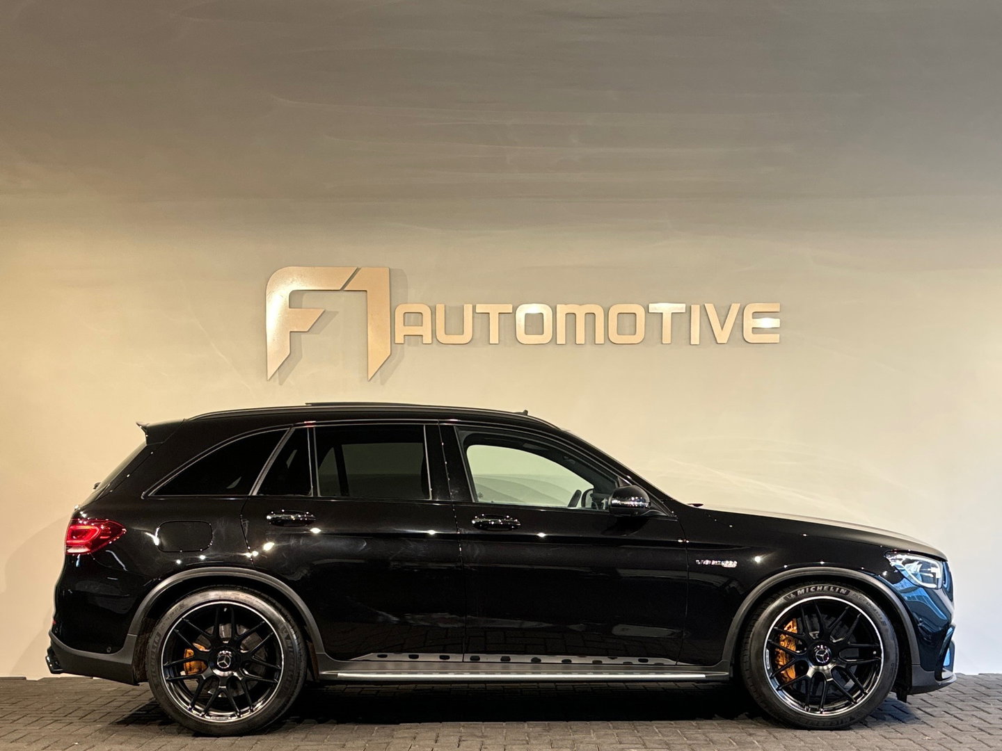Mercedes-Benz GLC AMG 63 S 4M+ Pano|Ceramic|Memory