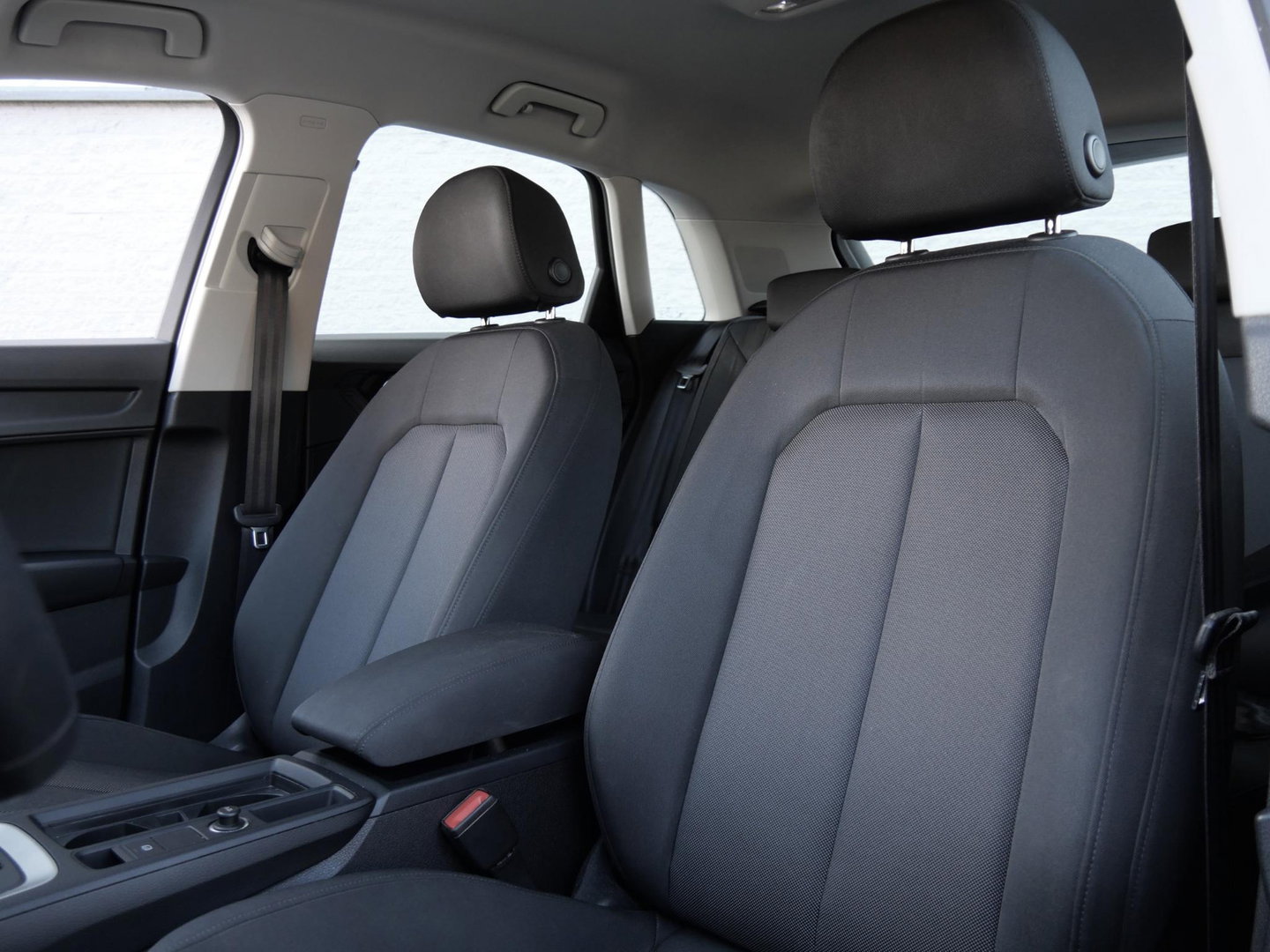 Audi Q3 35TFSi BUSINESS ED/ ADAPTIVE CRUISE/ CARPLAY/ STOELVERWARMING