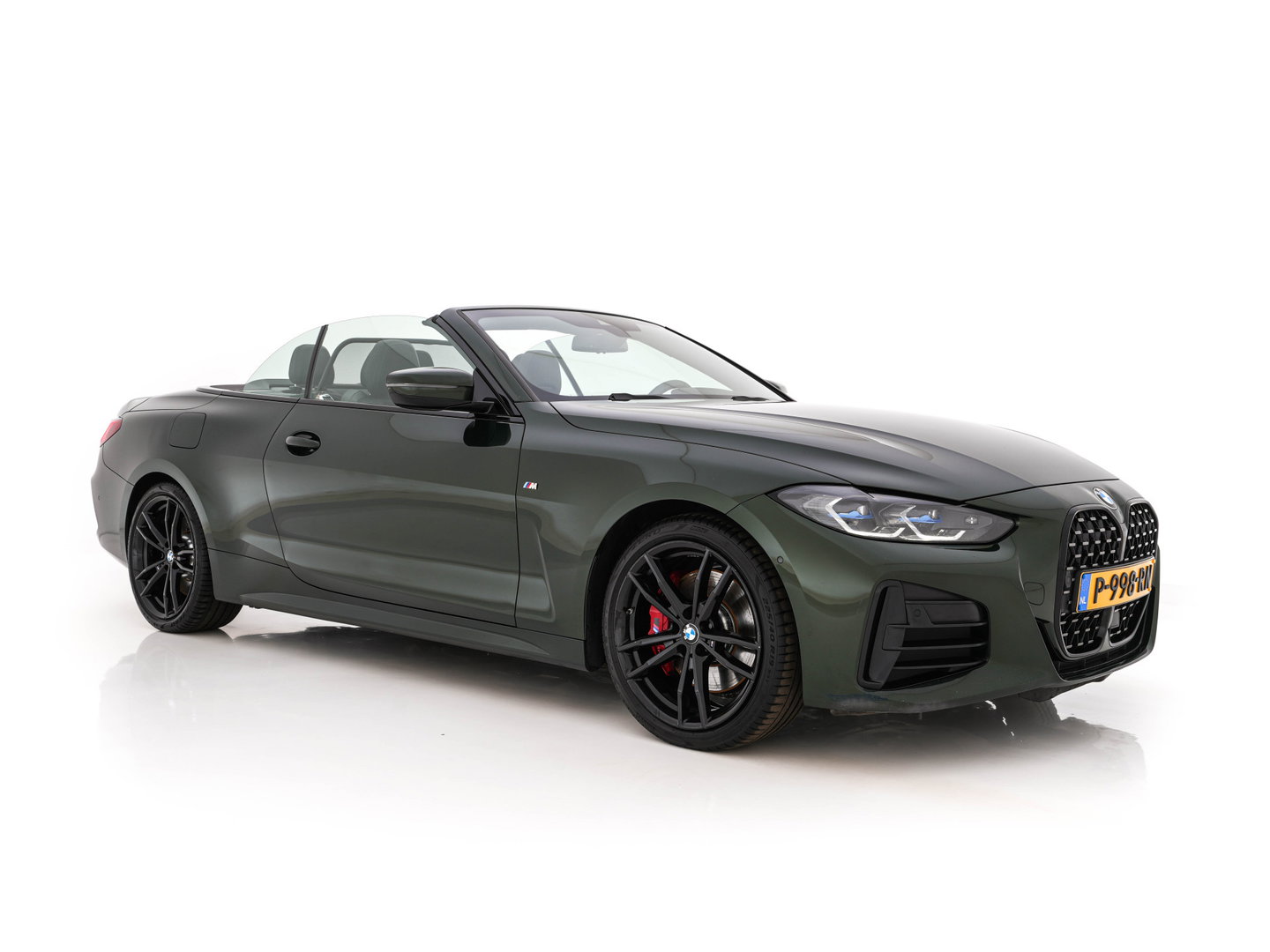 BMW 4 Serie Cabrio M440i xDrive High Executive (INCL-BTW) *LEATHER | LASER-LED | MEMORY-PACK | DIGI-COCKPIT | KEYLESS | HIFI-SOUND | SHIFTPADDLES | CAMERA | DAB | NAVI-FULLMAP | AMBIENTLIGHT | HEAD-UP | TOWBAR | 19''ALU*