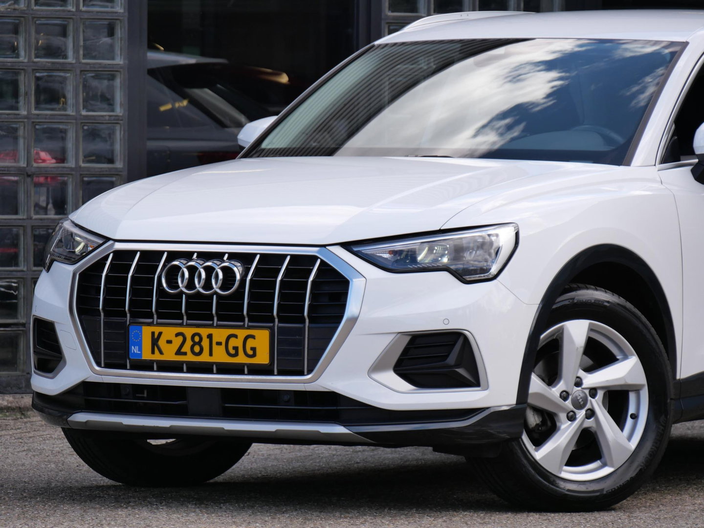 Audi Q3 35TFSi BUSINESS ED/ ADAPTIVE CRUISE/ CARPLAY/ STOELVERWARMING