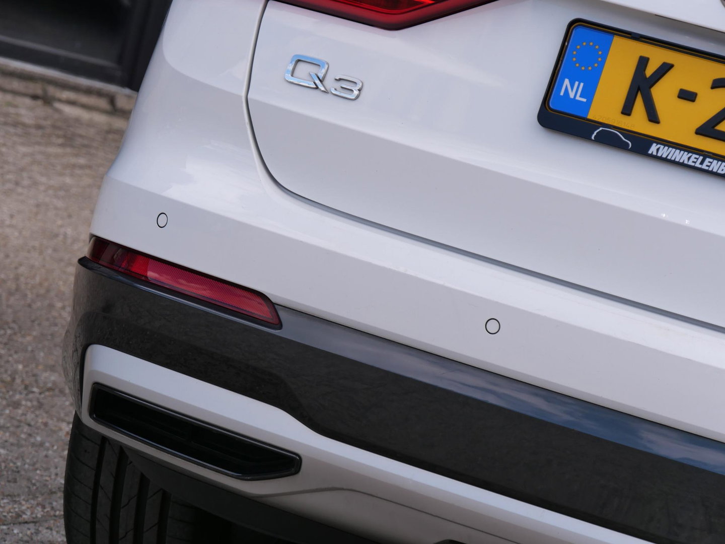 Audi Q3 35TFSi BUSINESS ED/ ADAPTIVE CRUISE/ CARPLAY/ STOELVERWARMING